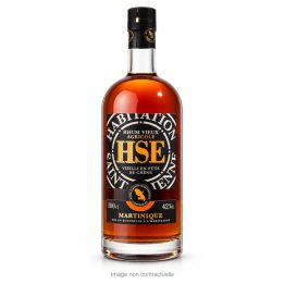 Rhum vieux agricole HSE 42 degrés 1 L sur fond blanc