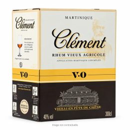 Rhum vieux agricole Clément VO 40 degrés 3 L sur fond blanc