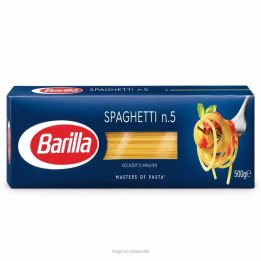 Spaghetti Barilla 500 G sur fond blanc